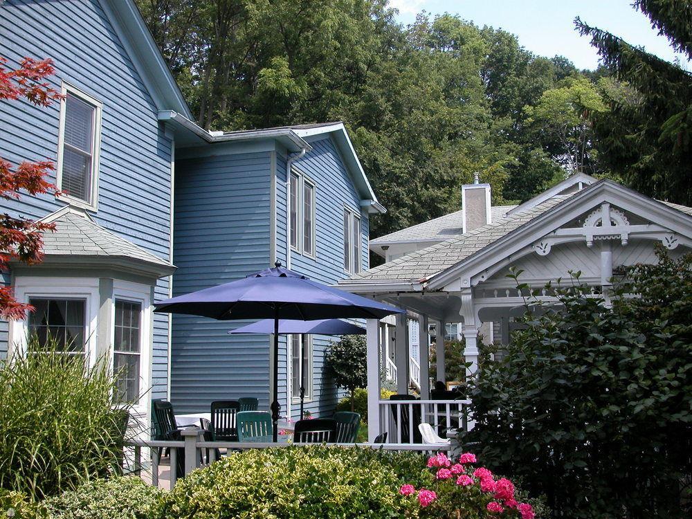 Kettle Creek Inn Порт-Стэнли Экстерьер фото